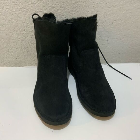 Ugg Naiyah Lace Back Genuine Shearling Boot Black Suede Size 7/38 1020144 - Picture 5 of 14